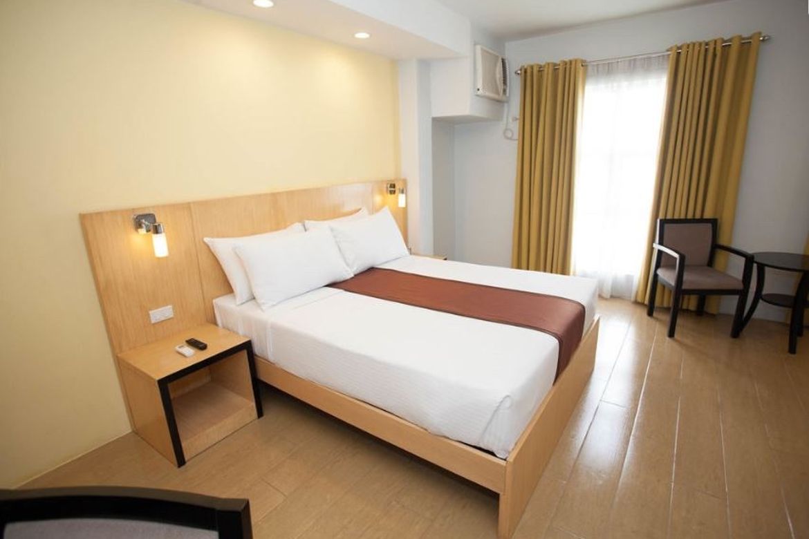 Shophouse for Sale in San Roque, Quezon City, Metro Manila near LRT-2 Anonas – photo 4