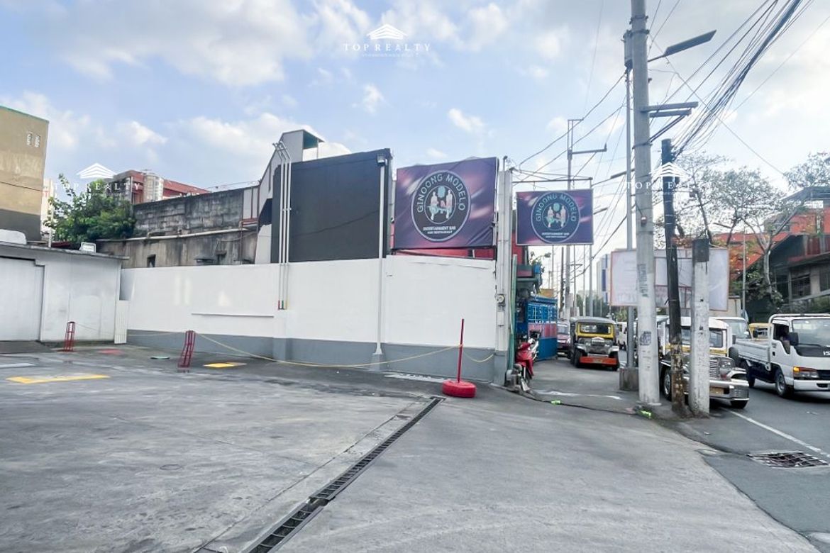 Shophouse for Sale in Santa Cruz, Manila, Metro Manila near LRT-1 Tayuman – photo 2