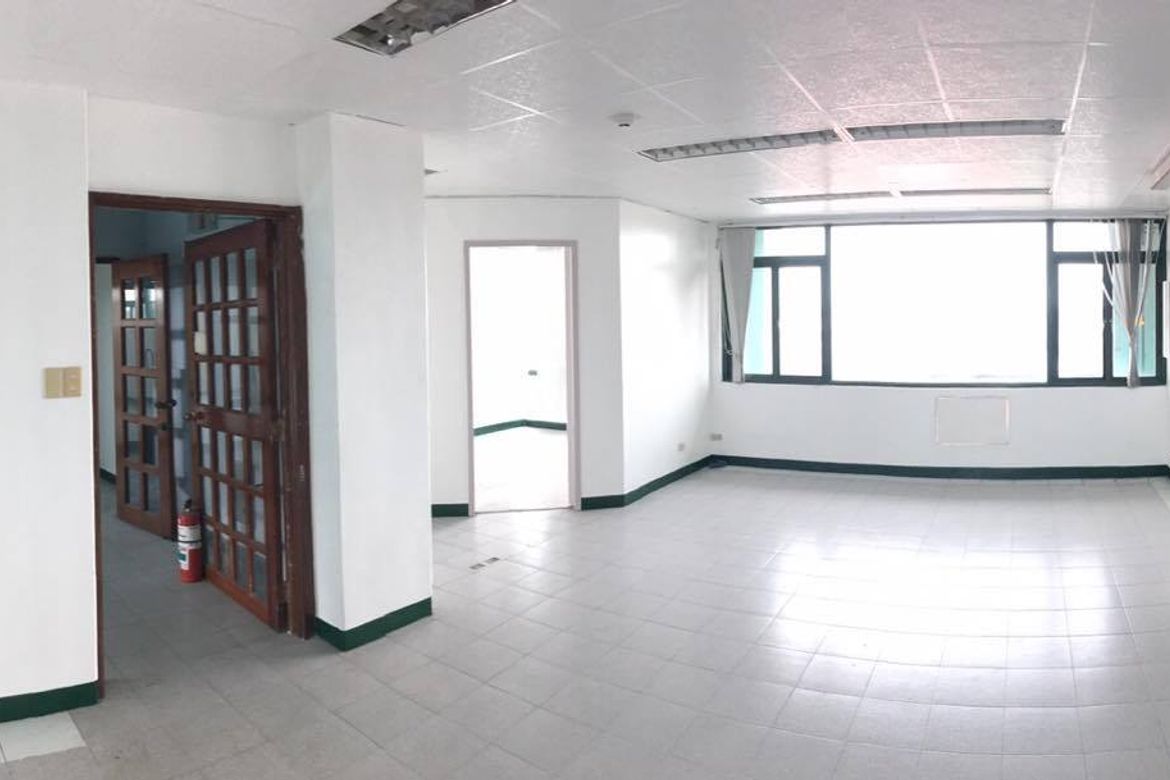 Shophouse for Sale in Santo Niño, Parañaque, Metro Manila – photo 8