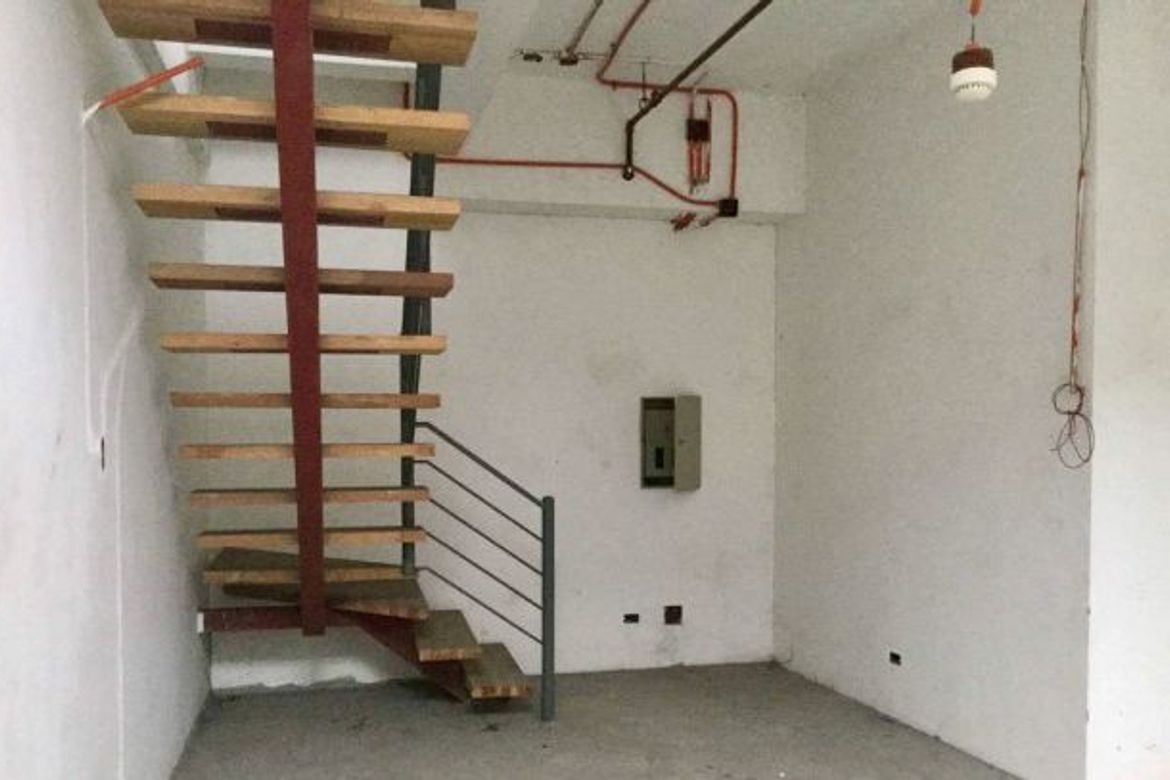 Shophouse for Sale in Urdaneta, Makati, Metro Manila near MRT-3 Buendia – photo 5