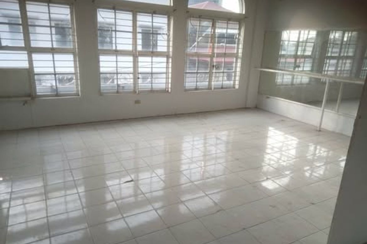 Shophouse for Sale in Veterans Village, Quezon City, Metro Manila near MRT-3 North Avenue – photo 5