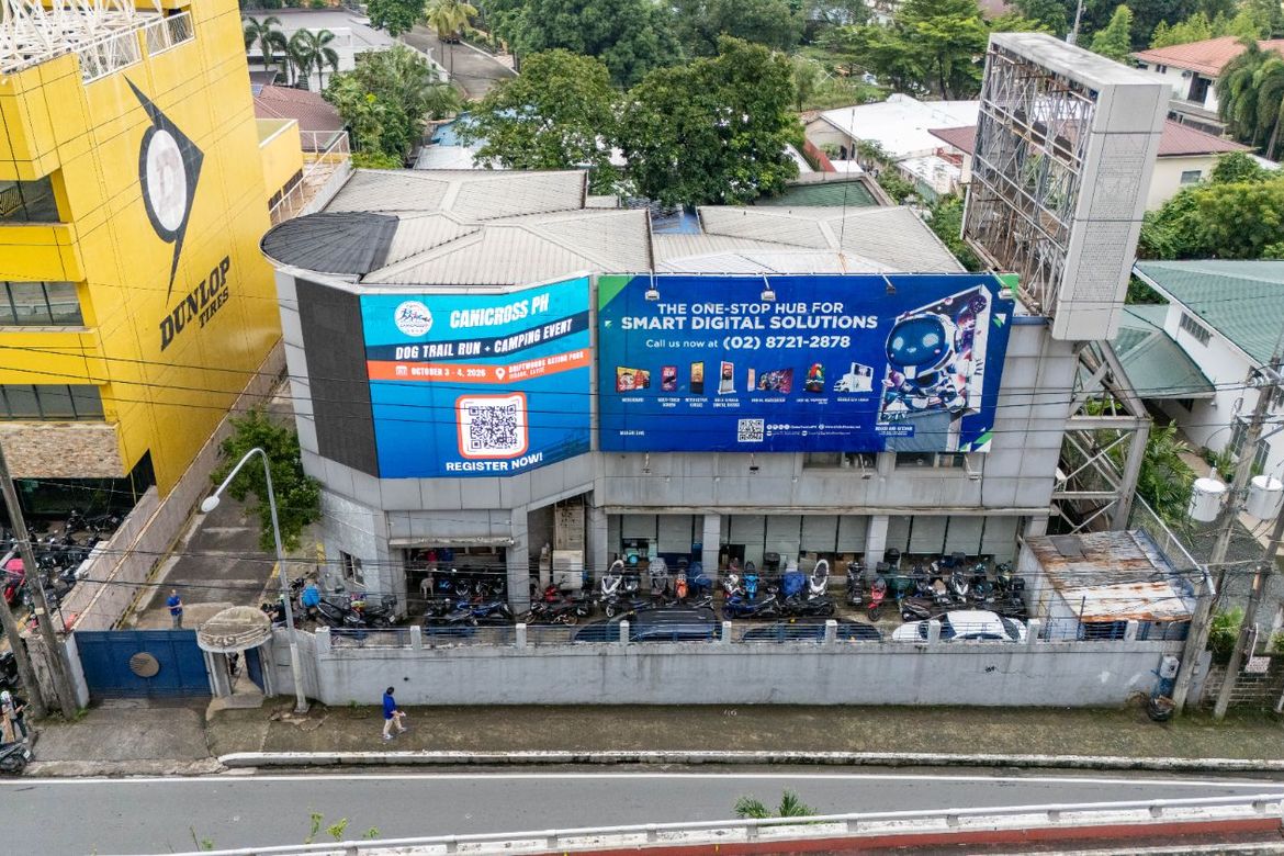 Shophouse for Sale in Wack-Wack Greenhills, Mandaluyong, Metro Manila near MRT-3 Ortigas