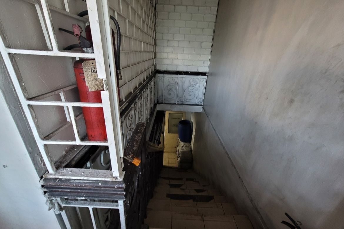 Shophouse for Sale in Wack-Wack Greenhills, Mandaluyong, Metro Manila near MRT-3 Shaw Boulevard – photo 3