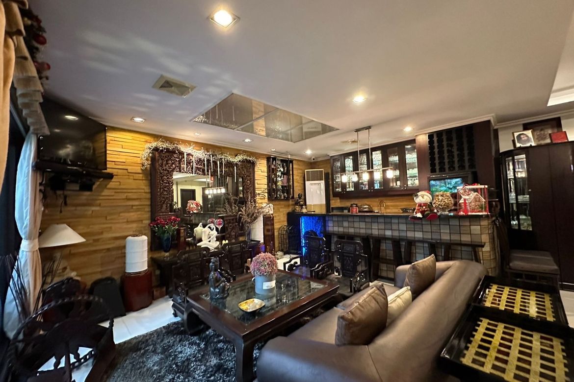 Townhouse for Sale in Addition Hills, Mandaluyong, Metro Manila – photo 3