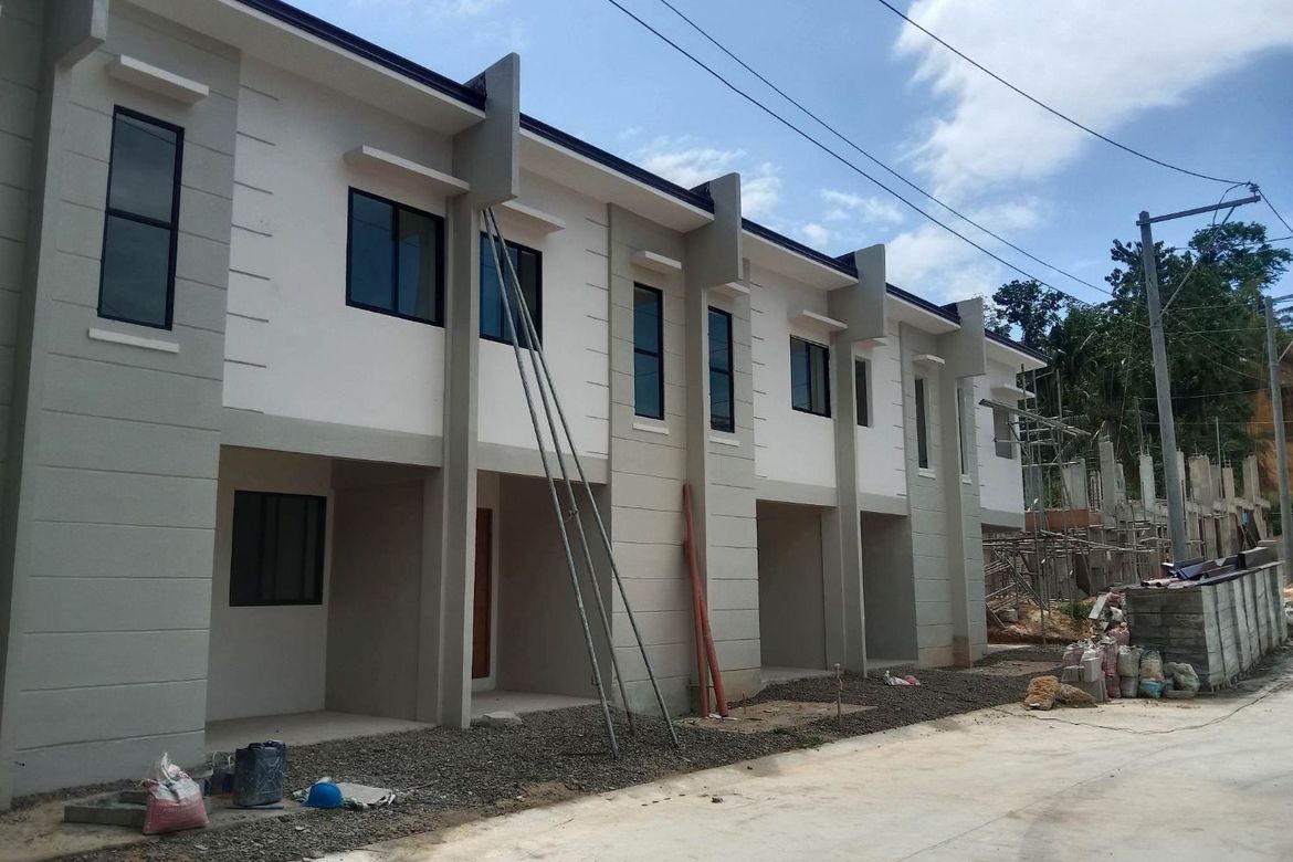 Townhouse for Sale in Can-Asujan, Carcar, Cebu – photo 2