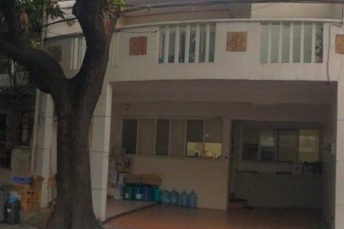 Townhouse for Sale in Guadalupe Viejo, Makati, Metro Manila near MRT-3 Guadalupe – photo 4