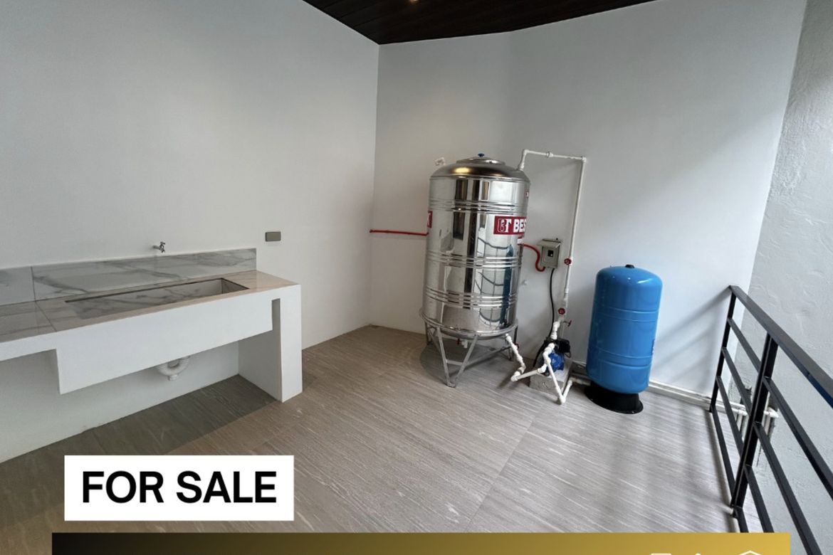 Townhouse for Sale in Kapitolyo, Pasig, Metro Manila – photo 5