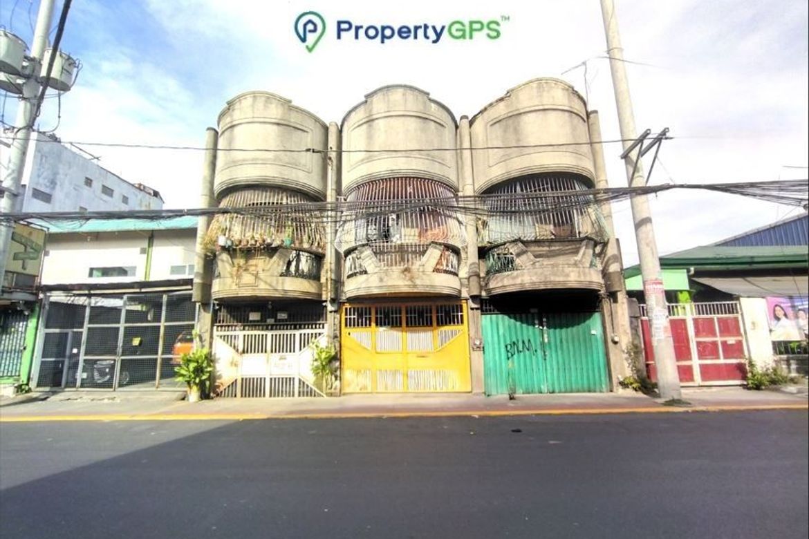 Townhouse for Sale in Manila, Metro Manila