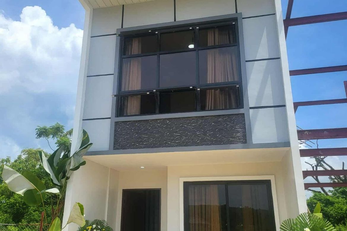 Townhouse for Sale in Mariveles, Dauis, Bohol