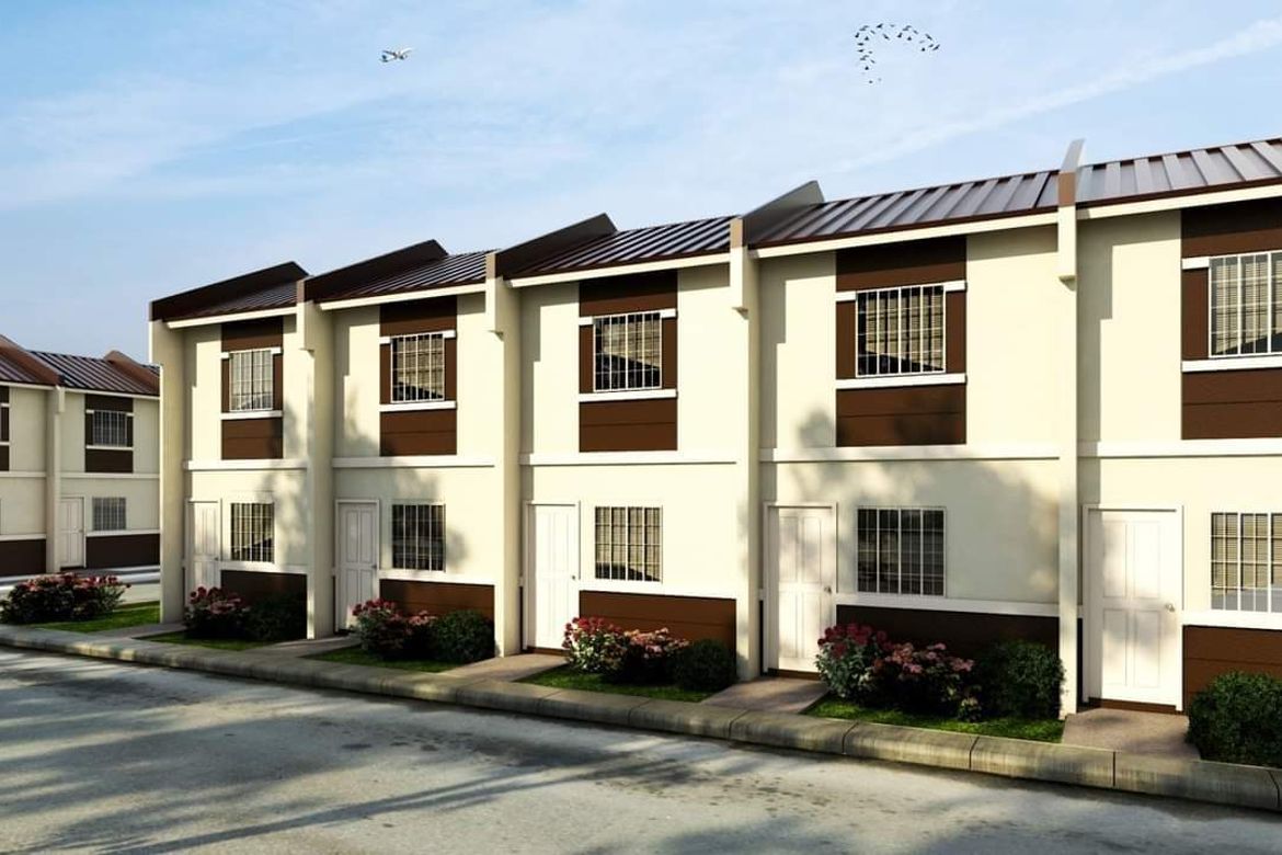Townhouse for Sale in Nueva Victoria, Mexico, Pampanga