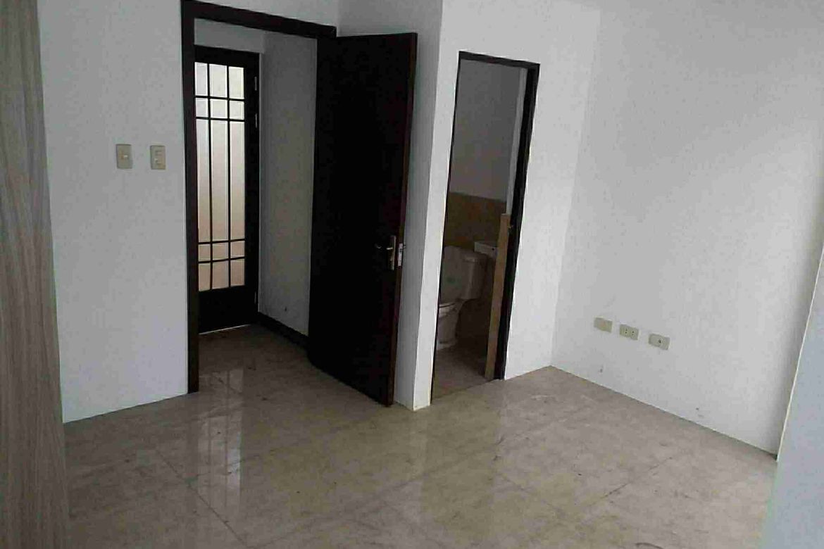 Townhouse for Sale in Plainview, Mandaluyong, Metro Manila – photo 5