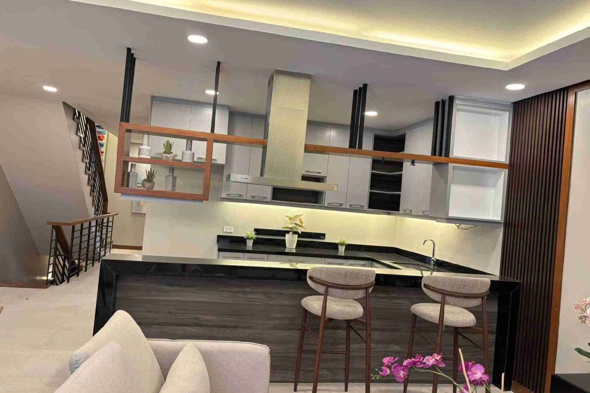 Townhouse for Sale in Quiapo, Manila, Metro Manila near LRT-1 Carriedo – photo 3