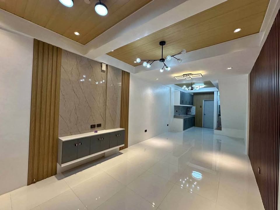Townhouse for Sale near Mindanao Avenue Subway Station, Quezon City