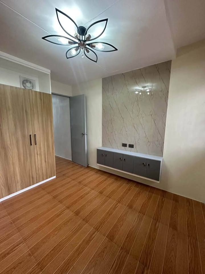 Townhouse for Sale near Mindanao Avenue Subway Station, Quezon City – photo 3