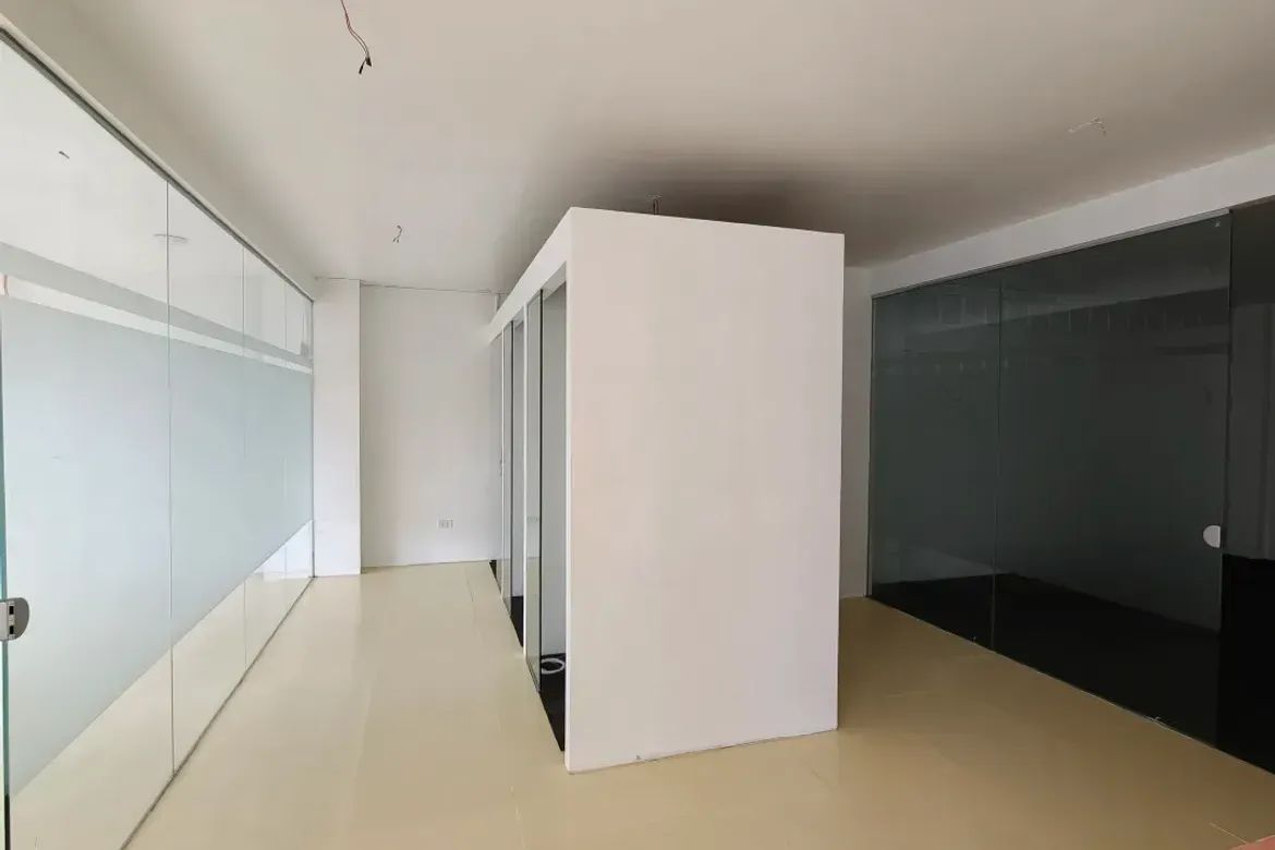 Villa for Sale in Poblacion, Makati, Metro Manila – photo 5