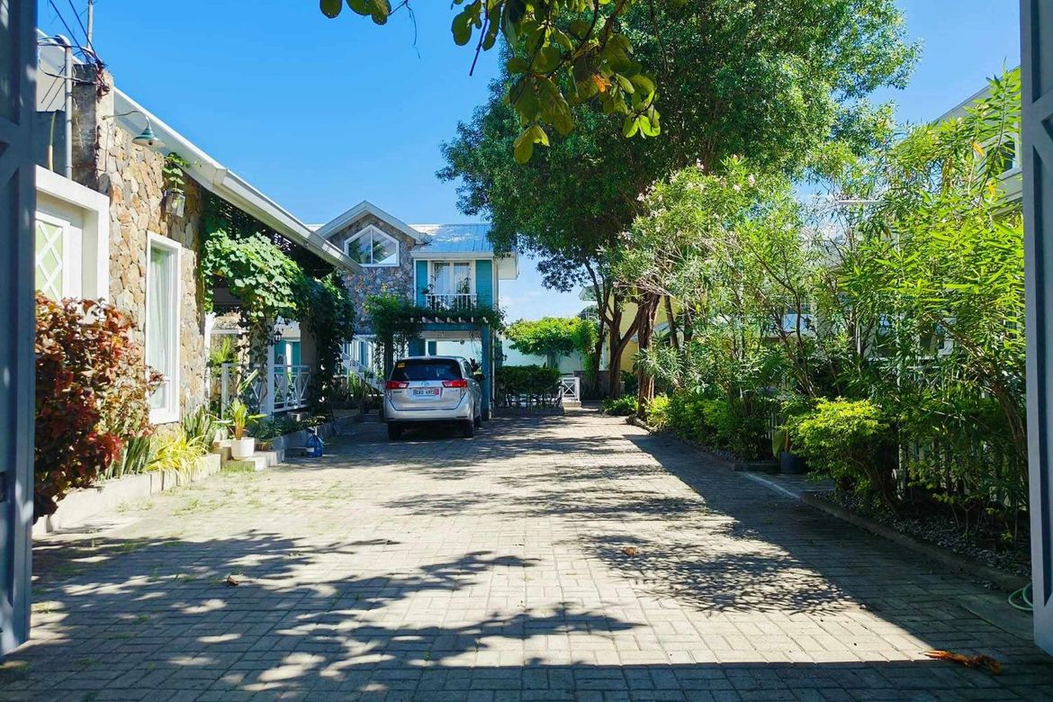 Villa for Sale in Santo Rosario, San Fernando, Pampanga