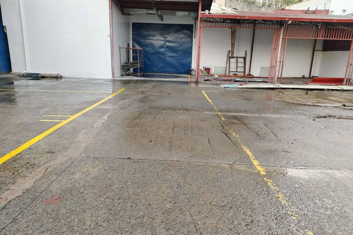 Warehouse / Factory for Rent in Bagumbayan, Quezon City, Metro Manila photo 3