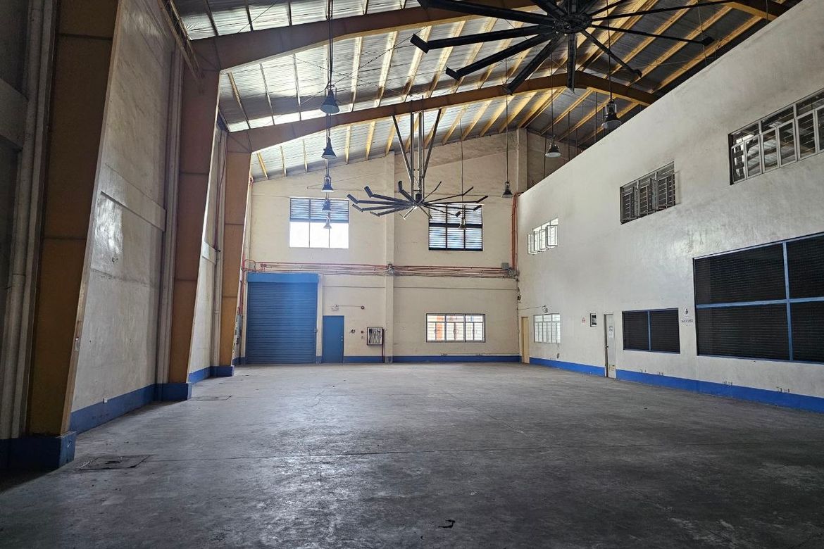 Warehouse / Factory for Rent in Barangay 4, Carmona, Cavite photo 5