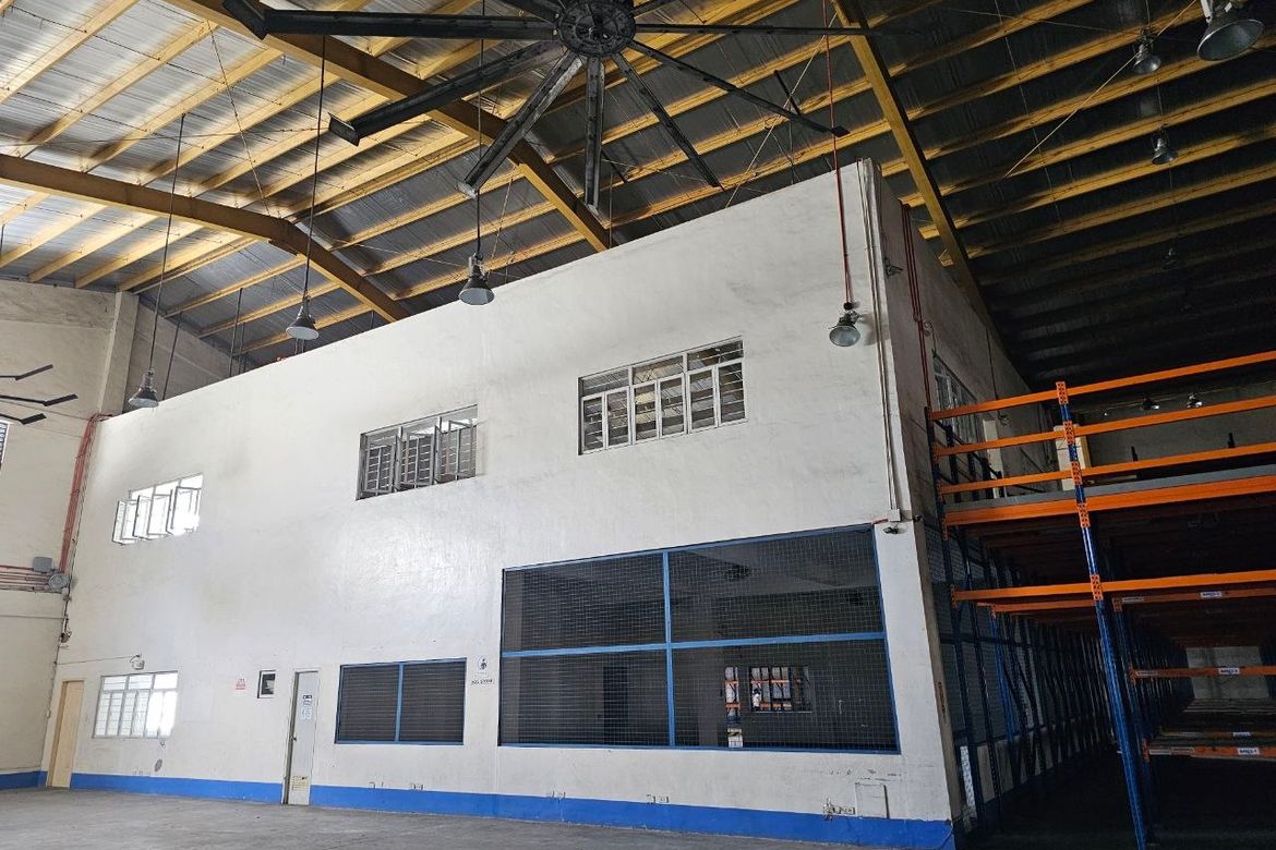 Warehouse / Factory for Rent in Barangay 4, Carmona, Cavite photo 6