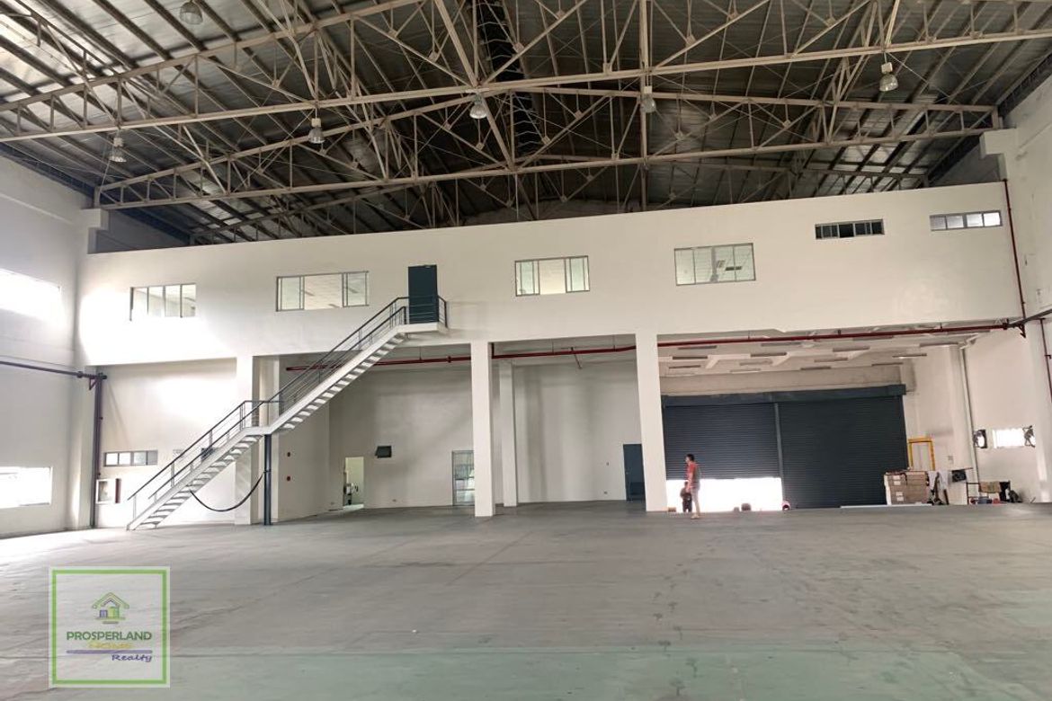 Warehouse / Factory for Rent in Barangay 6, Calamba, Laguna photo 3