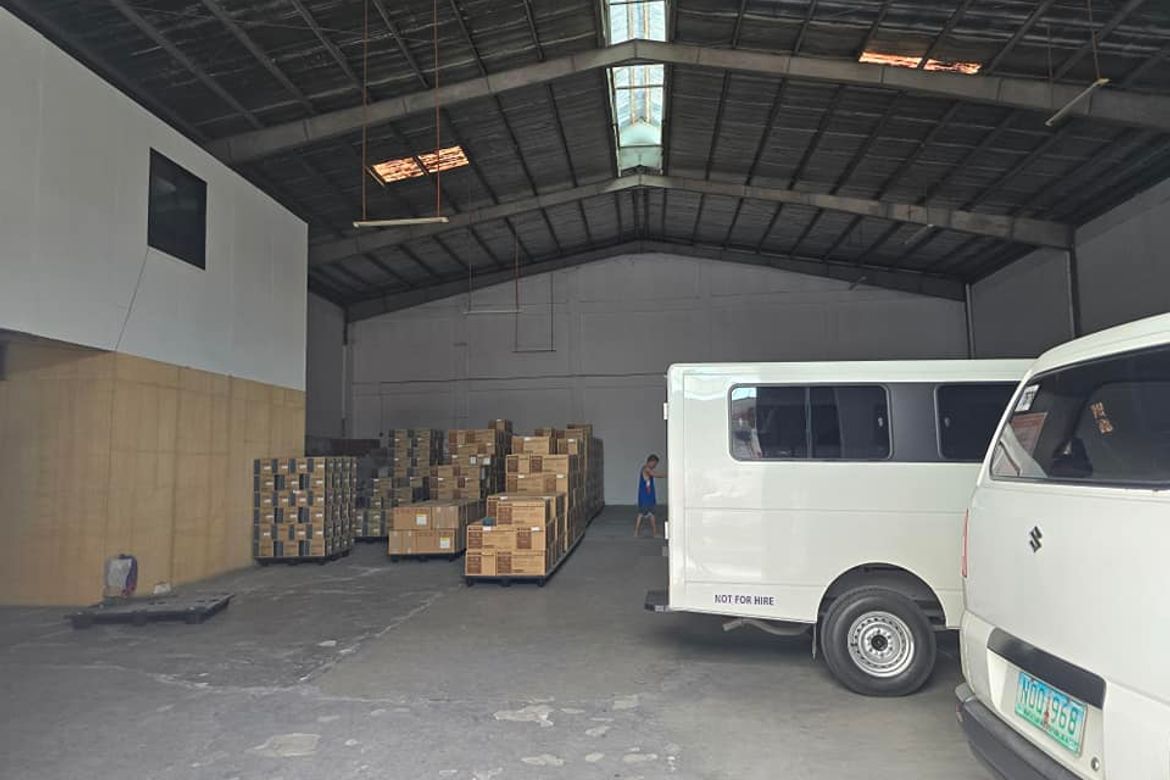 Warehouse / Factory for Rent in Barangay 97, Pasay, Metro Manila near MRT-3 Taft Avenue