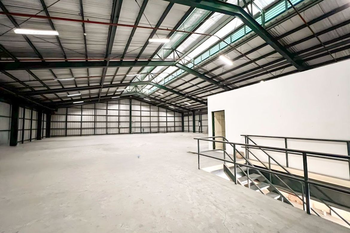 Warehouse / Factory for Rent in Ibayo-Tipas, Taguig, Metro Manila photo 6