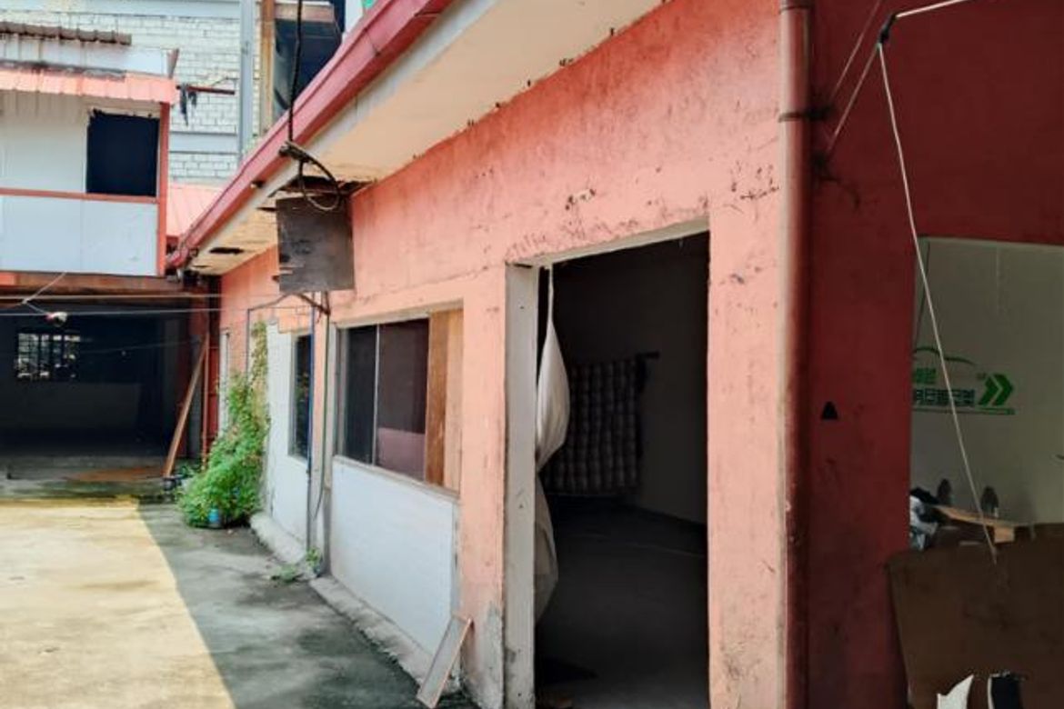 Warehouse / Factory for Rent in Lourdes, Quezon City, Metro Manila photo 4