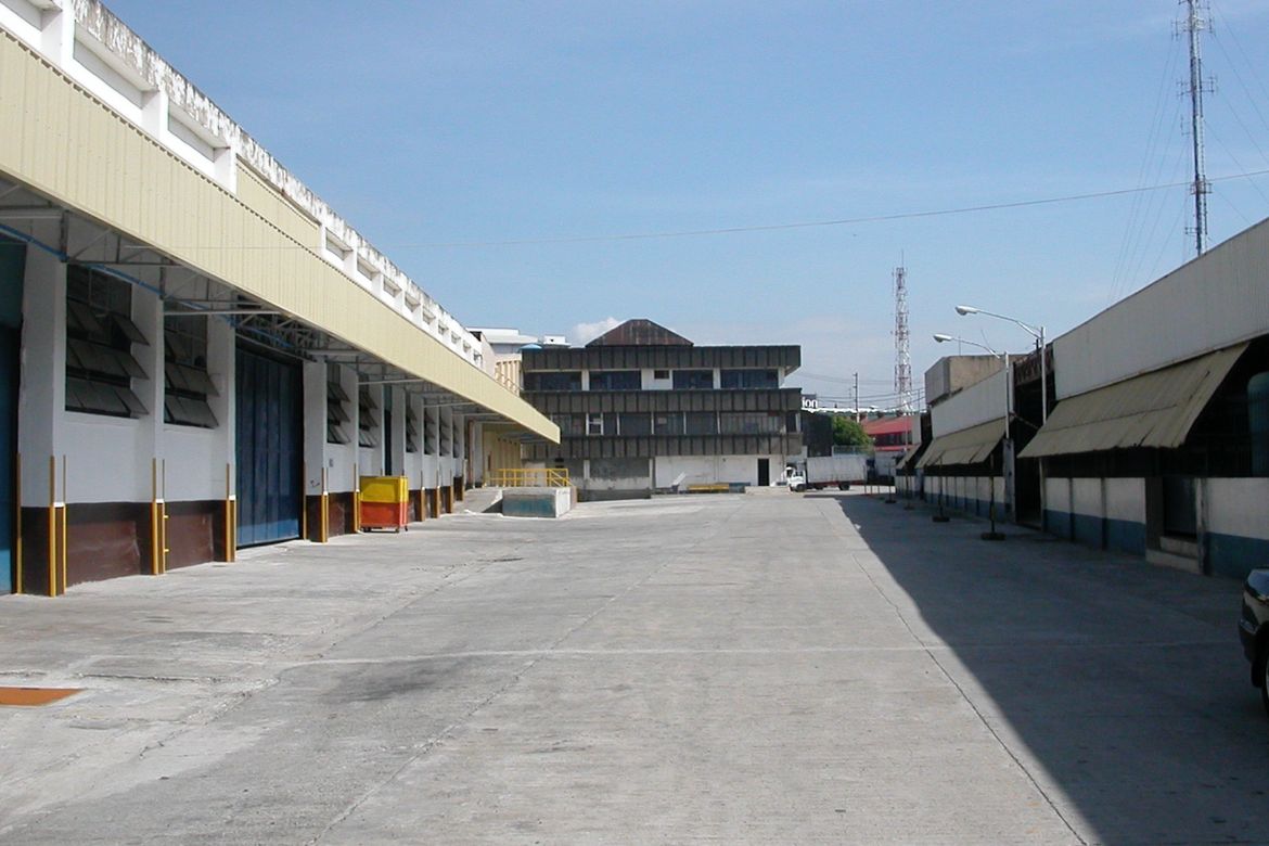 Warehouse / Factory for Rent in Marcelo Green Village, Parañaque, Metro Manila photo 2