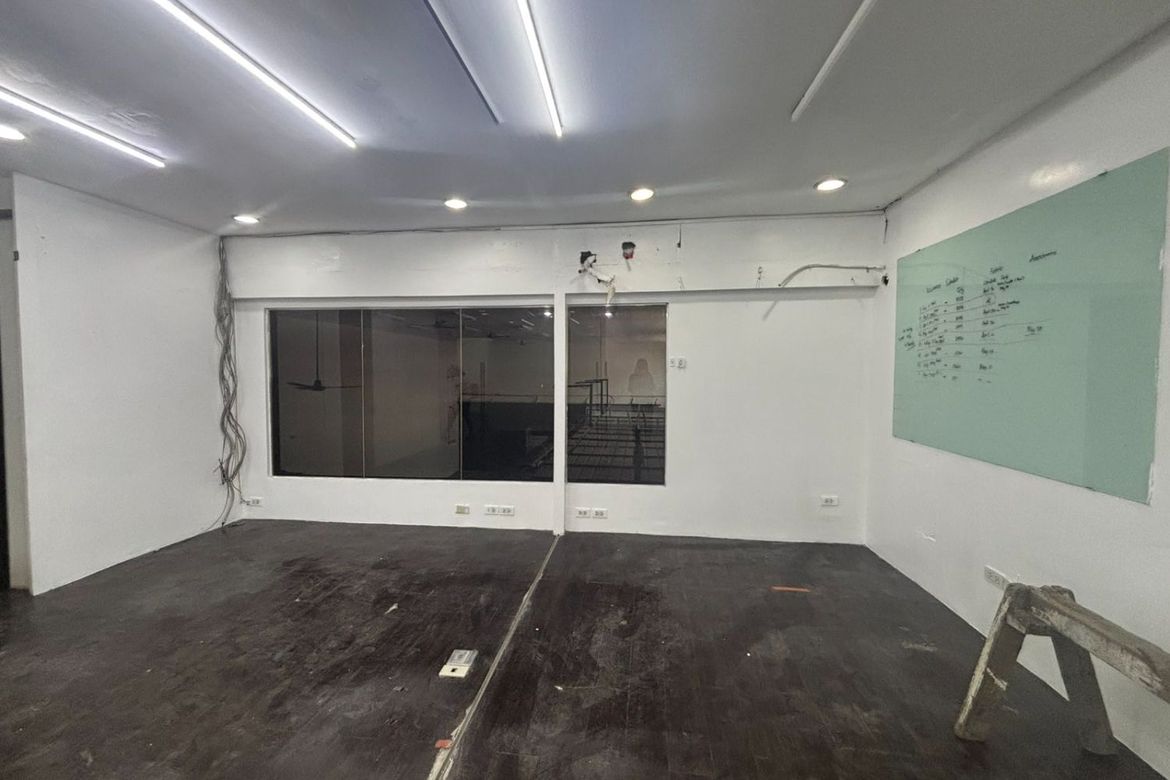Warehouse / Factory for Rent in Pio Del Pilar, Makati, Metro Manila photo 8
