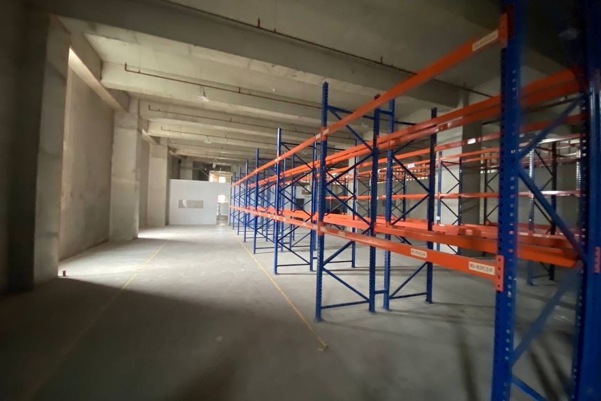 Warehouse / Factory for Rent in San Isidro, Makati, Metro Manila photo 7