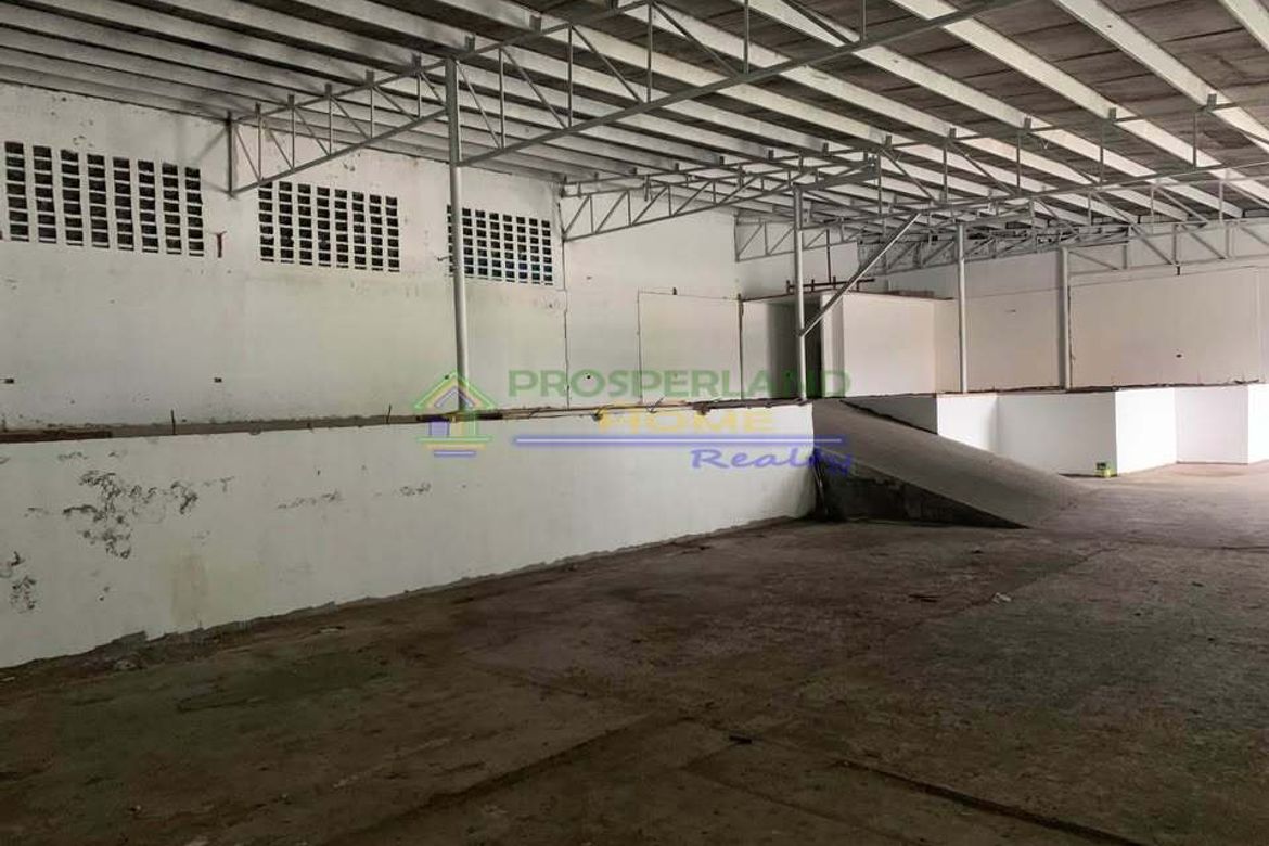 Warehouse / Factory for Rent in San Nicolas, Pasig, Metro Manila photo 7