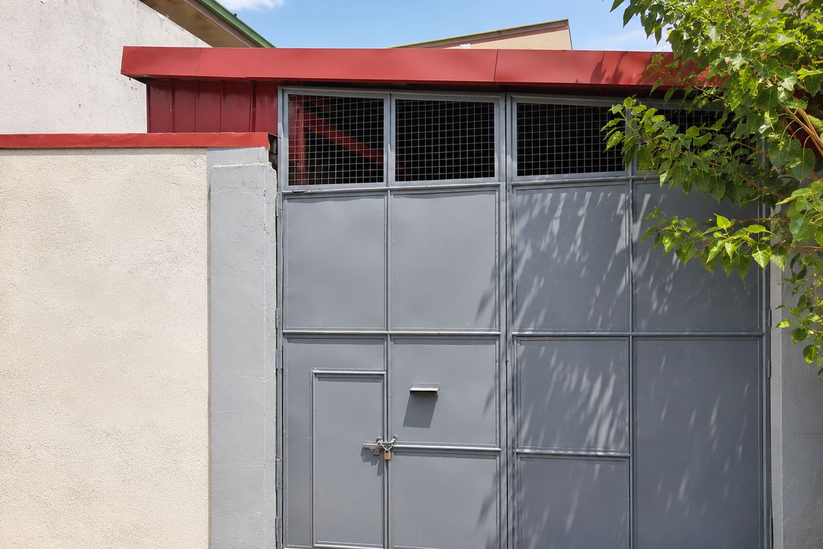Warehouse / Factory for Sale in Bangkal, Makati, Metro Manila near MRT-3 Magallanes – photo 3