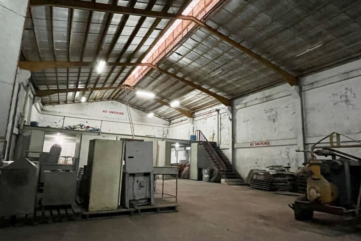 Warehouse / Factory for Sale in Barangay 62-A, Cavite City, Cavite