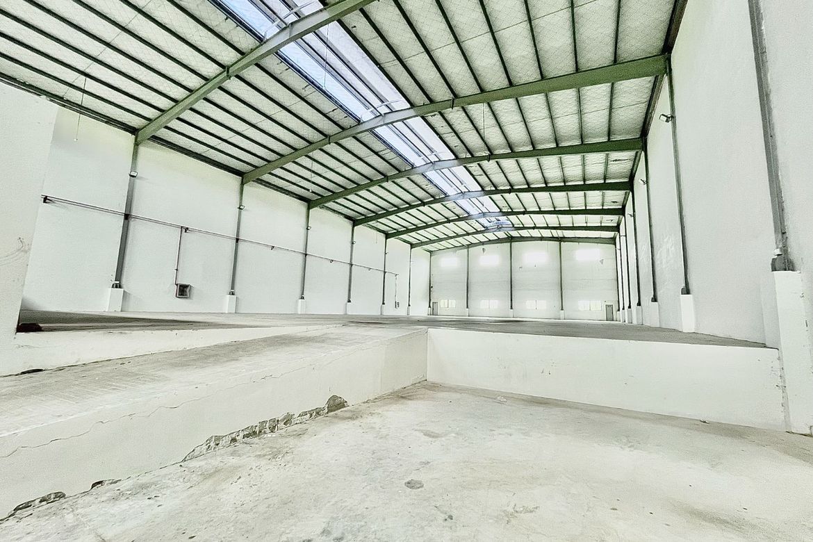 Warehouse / Factory for Sale in Damayang Lagi, Quezon City, Metro Manila