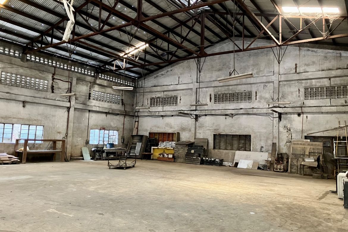 Warehouse / Factory for Sale in Industrial Valley, Marikina, Metro Manila near LRT-2 Katipunan – photo 3