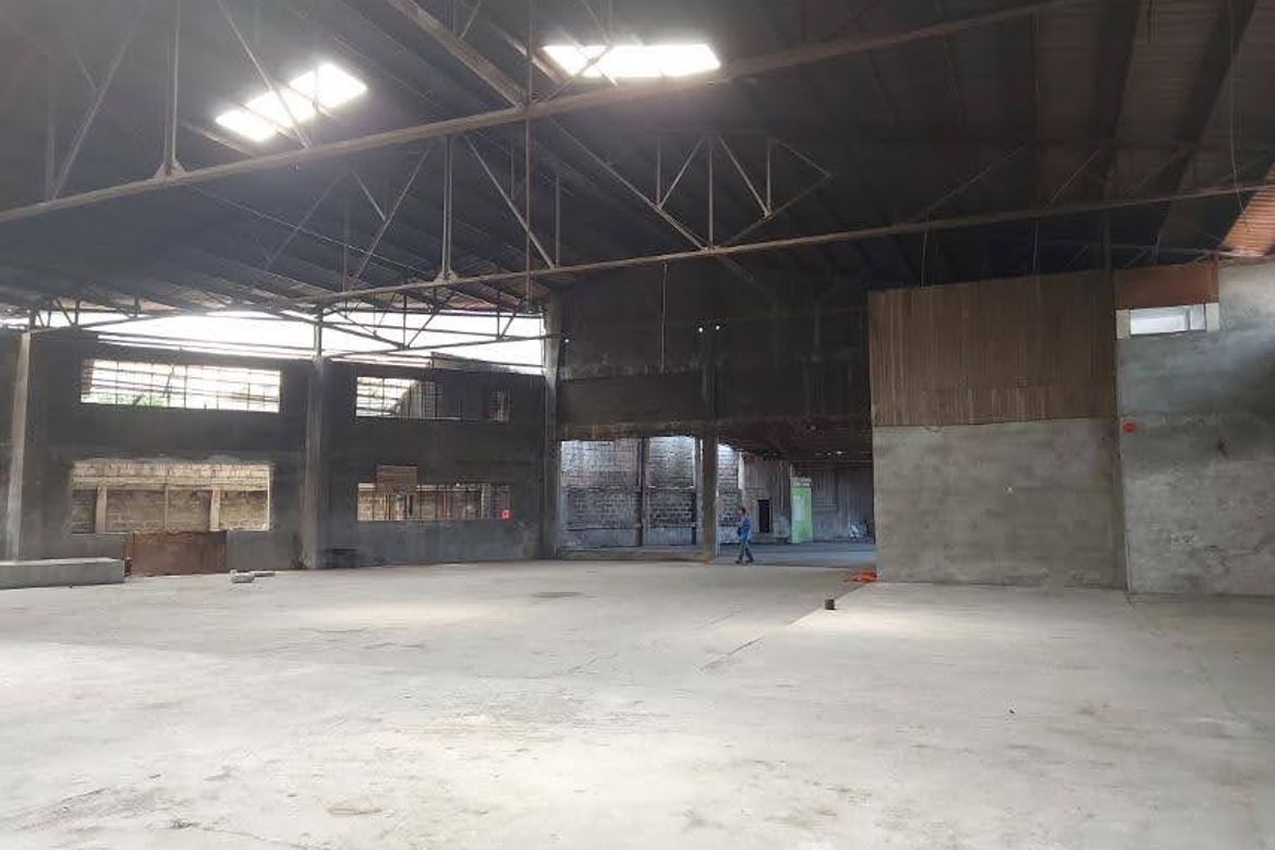 Warehouse / Factory for Sale in Malinta, Valenzuela, Metro Manila