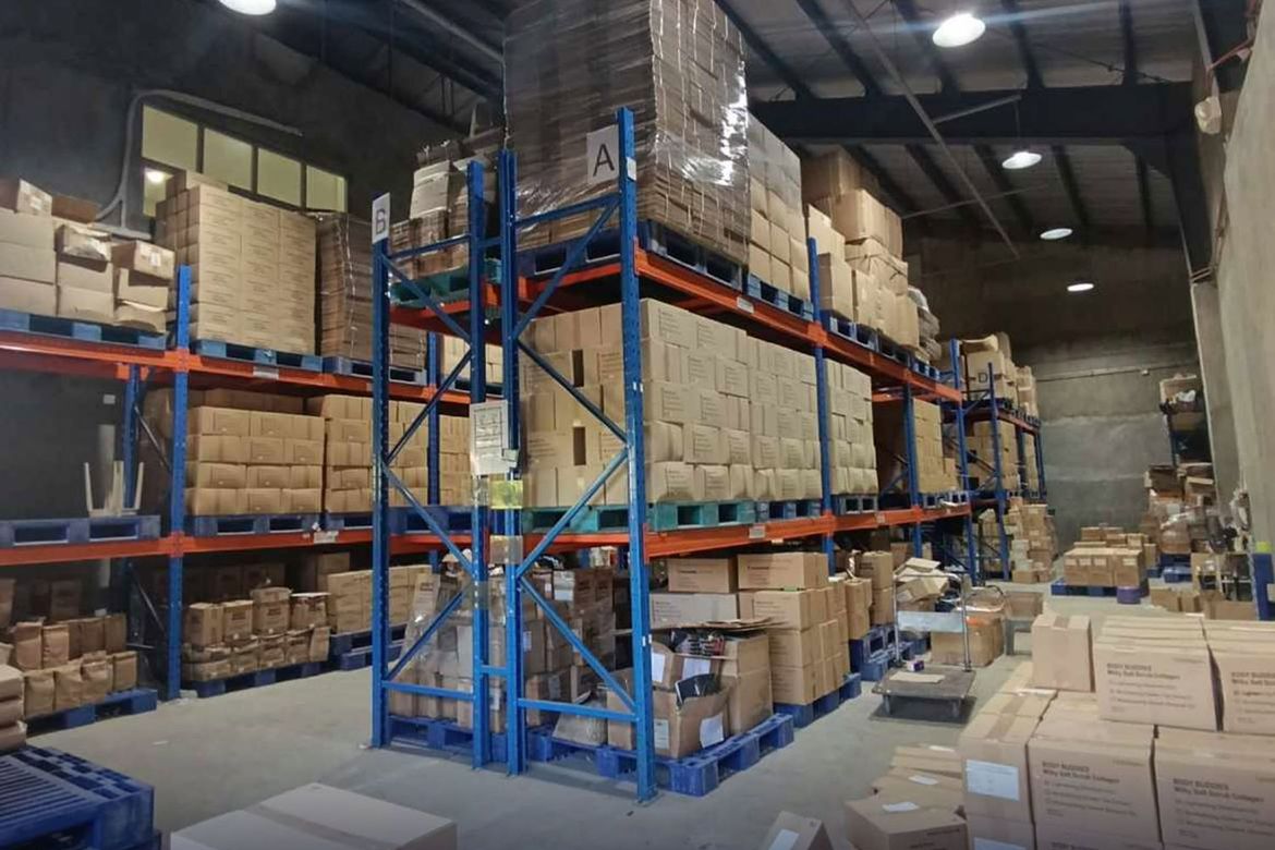 Warehouse / Factory for Sale in Malinta, Valenzuela, Metro Manila – photo 3