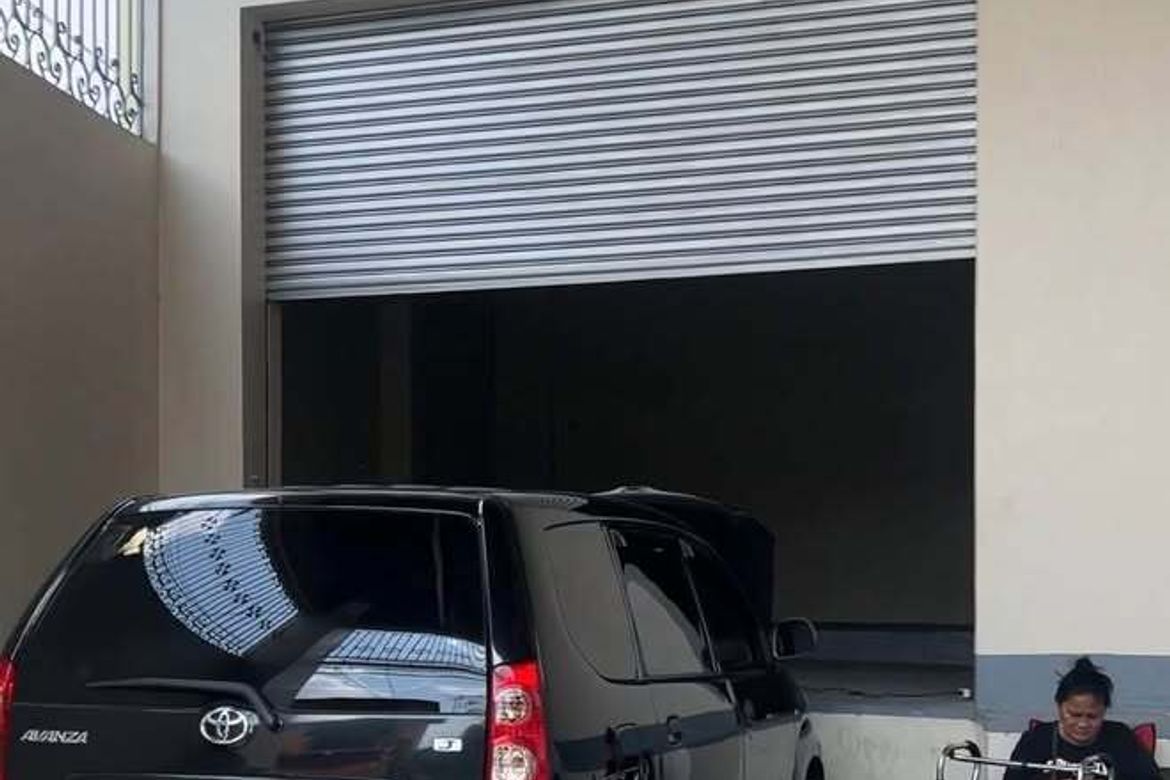 Warehouse / Factory for Sale in Masambong, Quezon City, Metro Manila