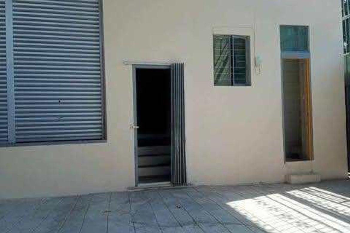 Warehouse / Factory for Sale in Masambong, Quezon City, Metro Manila – photo 3