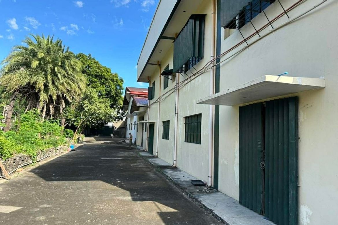 Warehouse / Factory for Sale in Merville, Parañaque, Metro Manila – photo 6