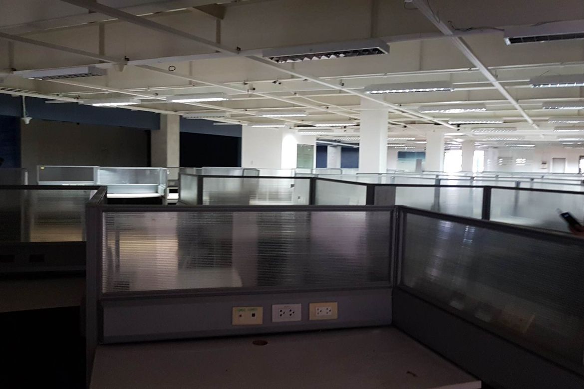 Warehouse / Factory for Sale in Moonwalk, Parañaque, Metro Manila – photo 4