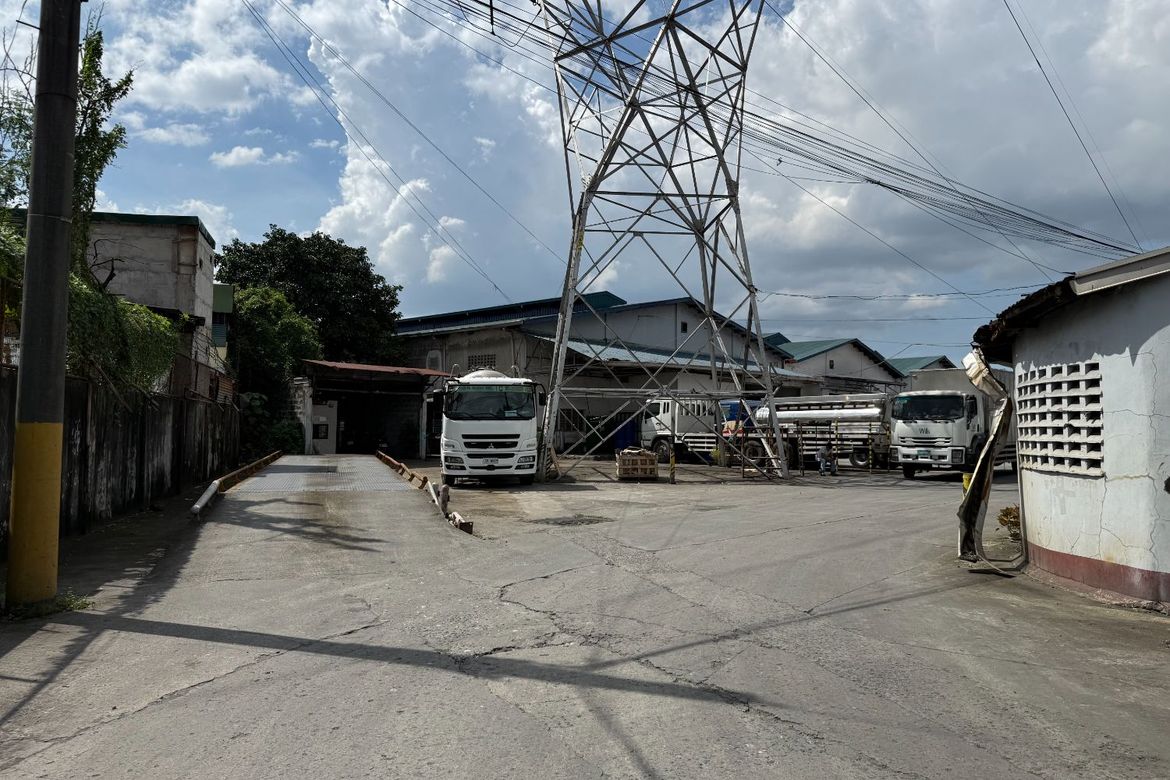 Warehouse / Factory for Sale in Paso de Blas, Valenzuela, Metro Manila