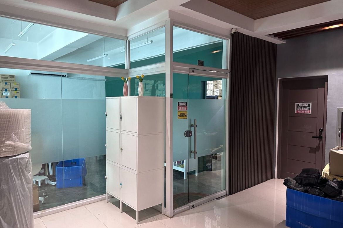 Warehouse / Factory for Sale in Poblacion, Makati, Metro Manila – photo 2