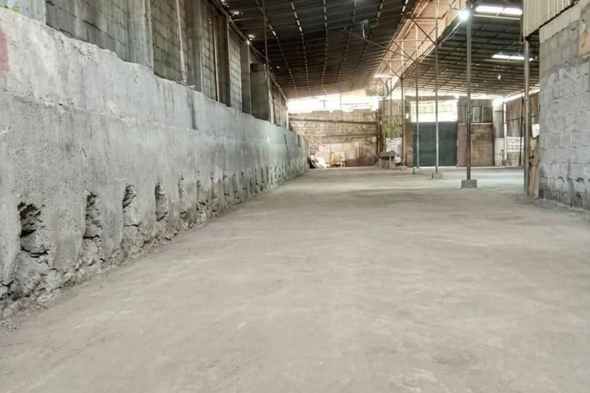 Warehouse / Factory for Sale in Salvacion, Quezon City, Metro Manila near LRT-1 Blumentritt – photo 3