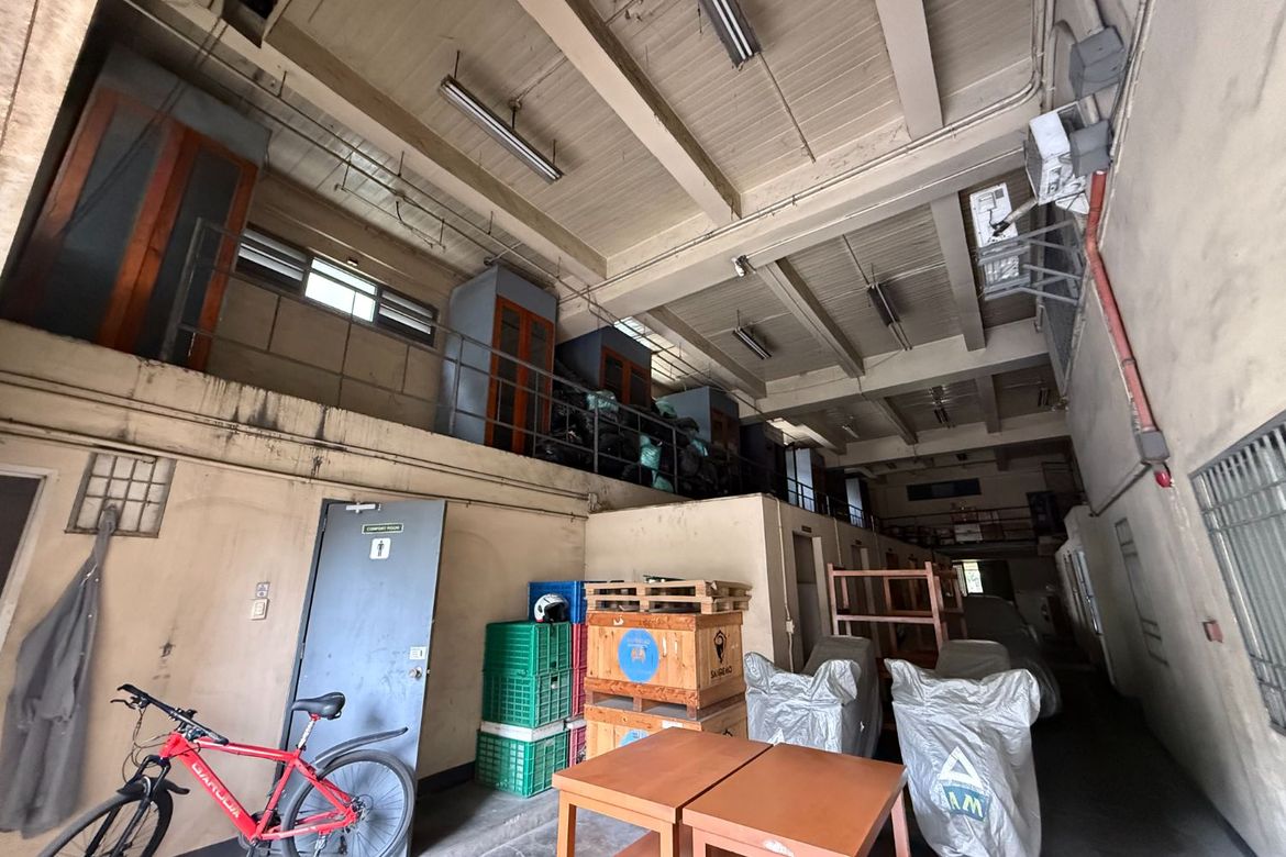 Warehouse / Factory for Sale in Tandang Sora, Quezon City, Metro Manila