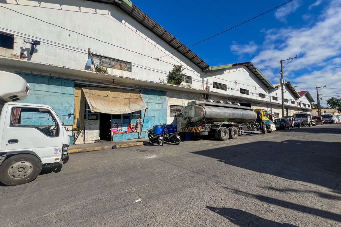 Warehouse / Factory for Sale in Tunasan, Muntinlupa, Metro Manila – photo 3