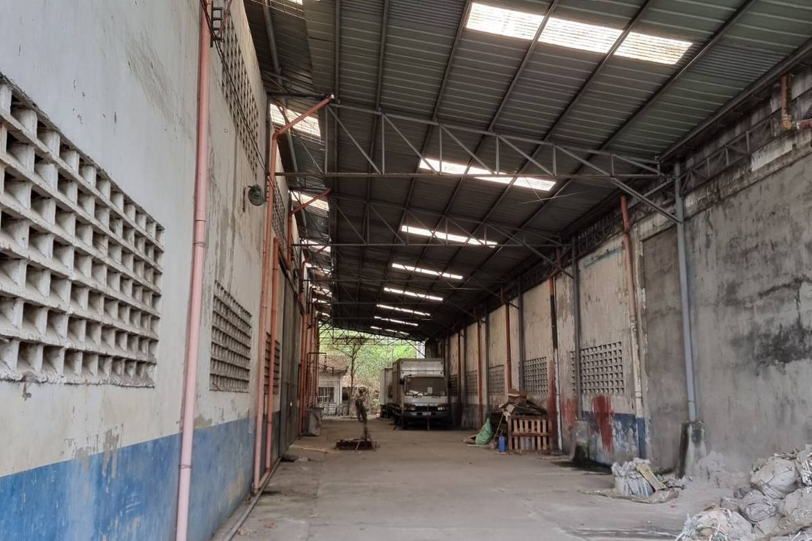 Warehouse / Factory for Sale in Ugong, Valenzuela, Metro Manila – photo 3