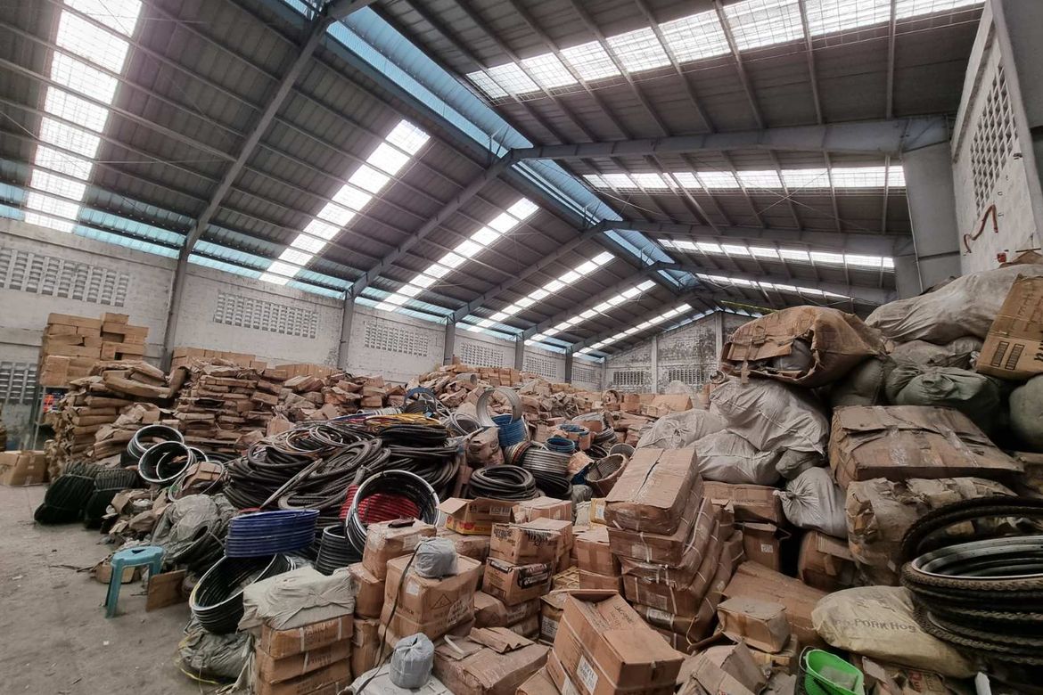 Warehouse / Factory for Sale in Ugong, Valenzuela, Metro Manila – photo 4