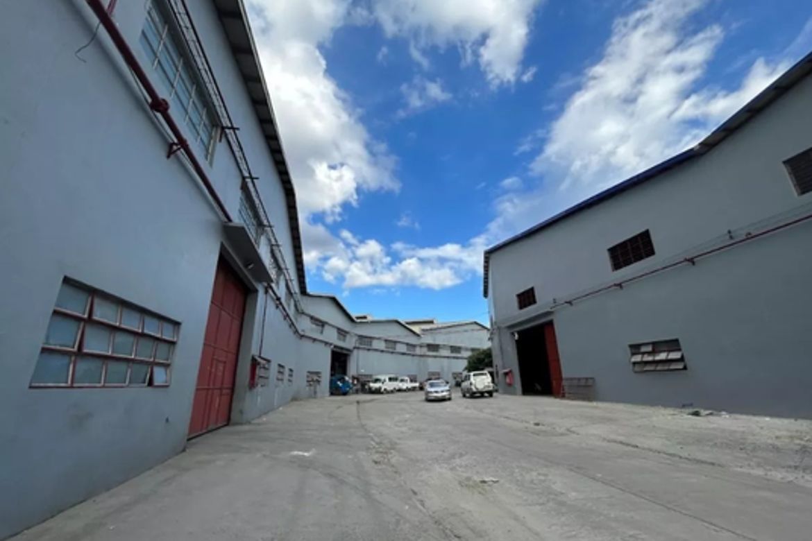 Warehouse / Factory for Sale in Viente Reales, Valenzuela, Metro Manila – photo 8